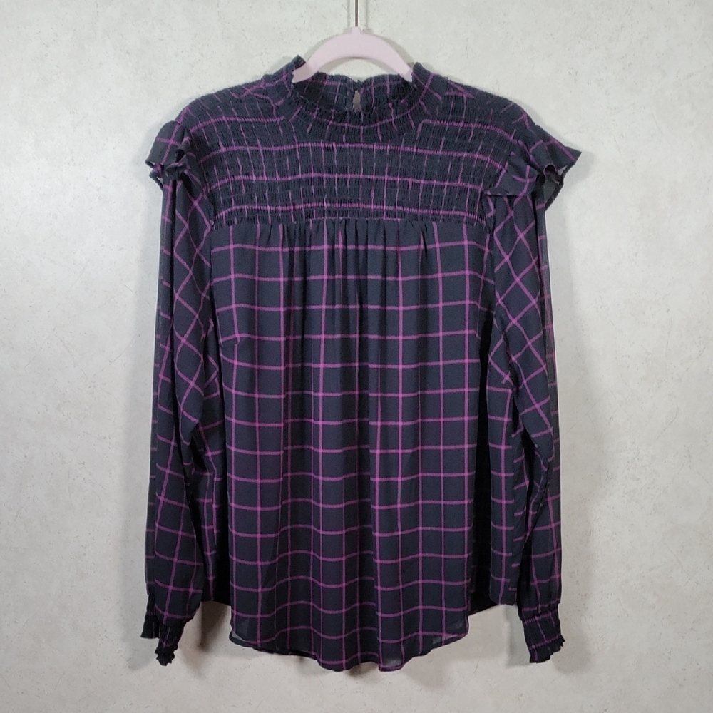 6088 Torrid black & fuchsia plaid blouse w/smocked yoke & cuffs 2X